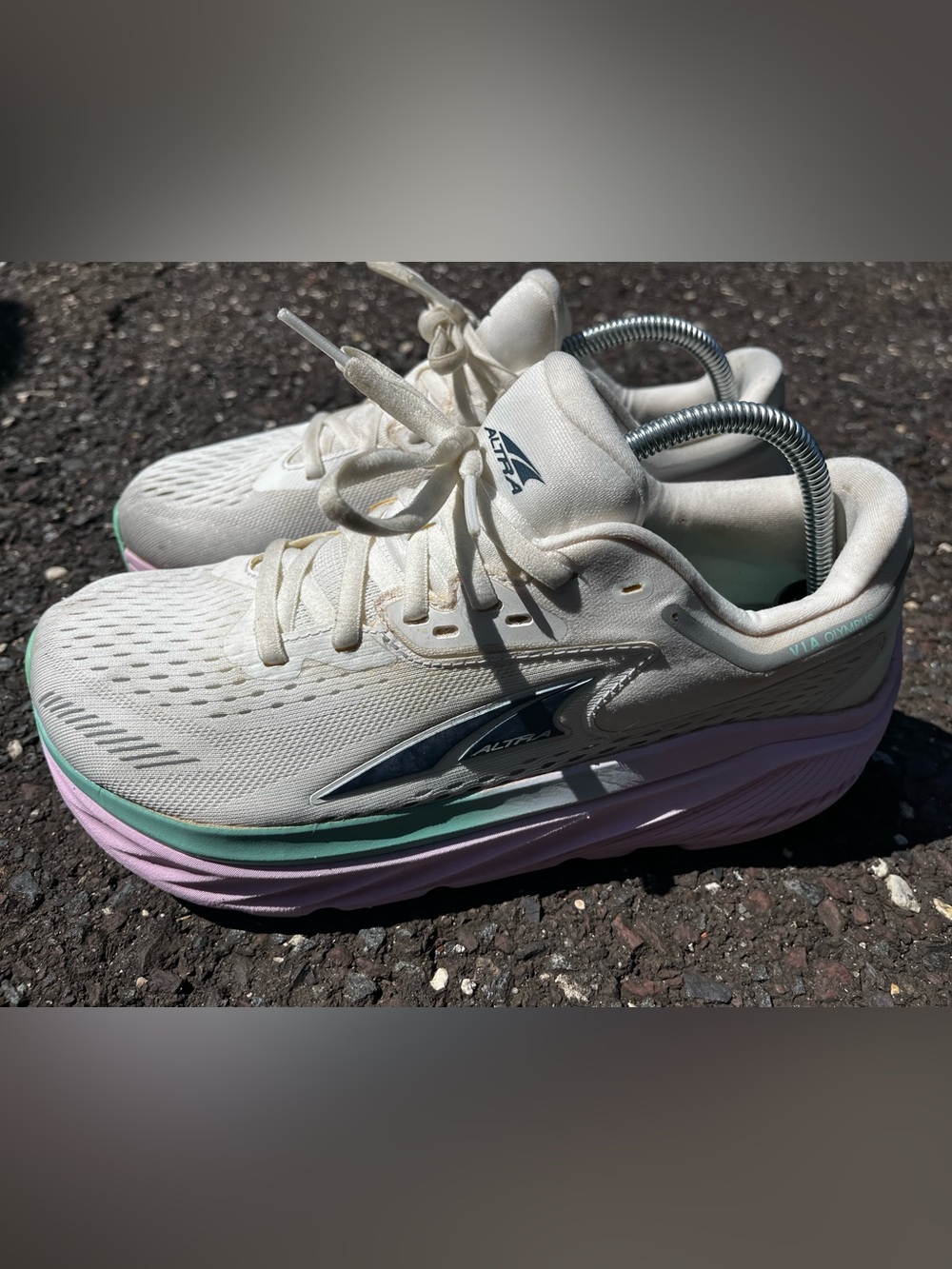 Altra Via Olympus Women's 10 White Pink Running Shoes Stability ALOA82CR551